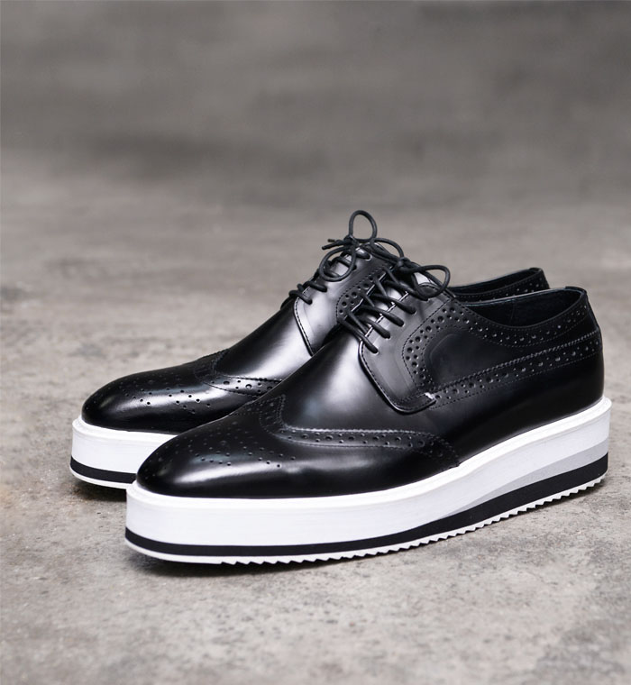 oxfords with white soles